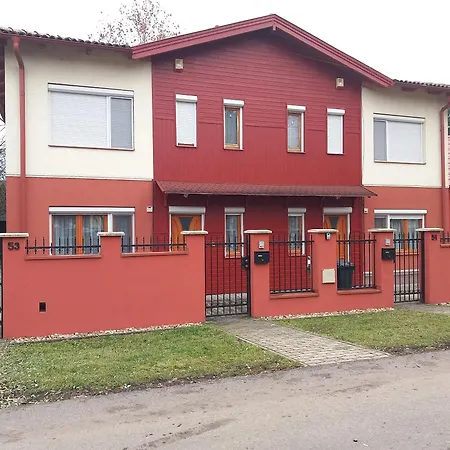 Brody 51 53 Apartment Hajduszoboszlo